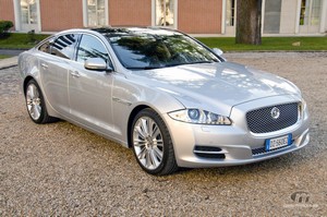 2011-Jaguar-XJ