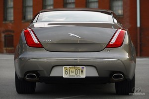 2011-Jaguar-XJL