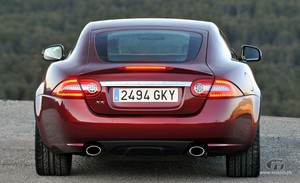 2011-Jaguar-XK-Coupe