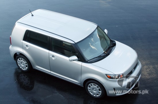 2010-scion-xb