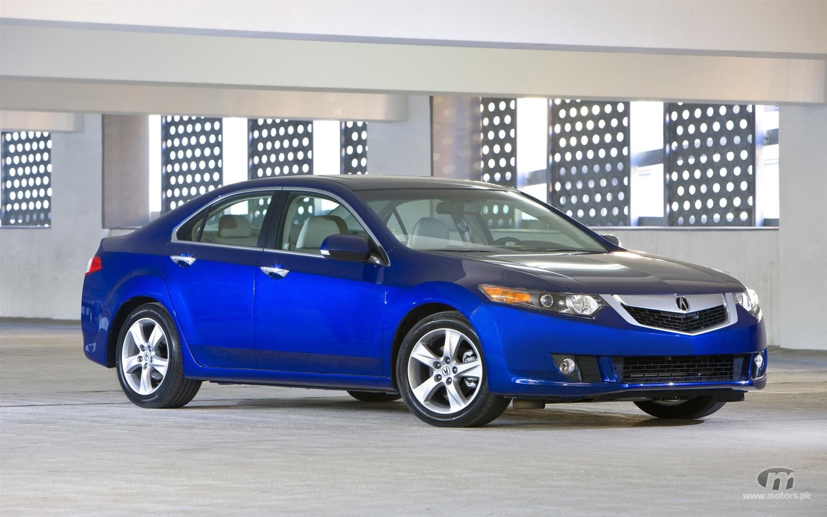 2010-Acura-TSX_Sedan