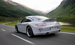 porche-lake-wallpaper