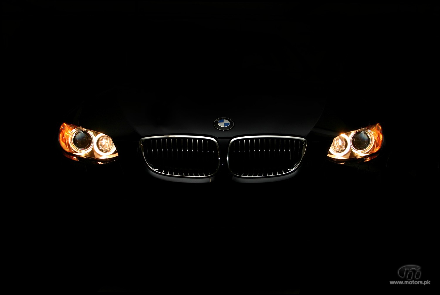 BMW 3 Series Wallpaper | Motors.pk