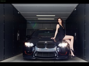 BMW-M3-2010-wallpaper