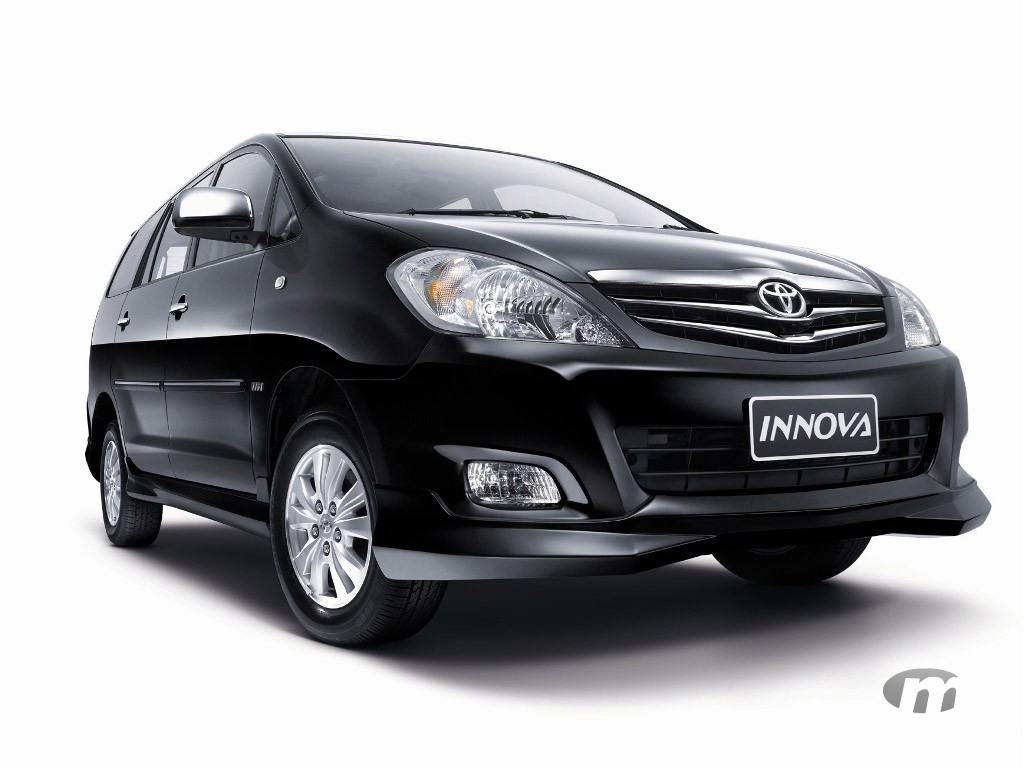 Toyota Innova 2012 Black | Motors.pk