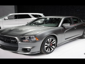 2012-Dodge-Charger-SRT